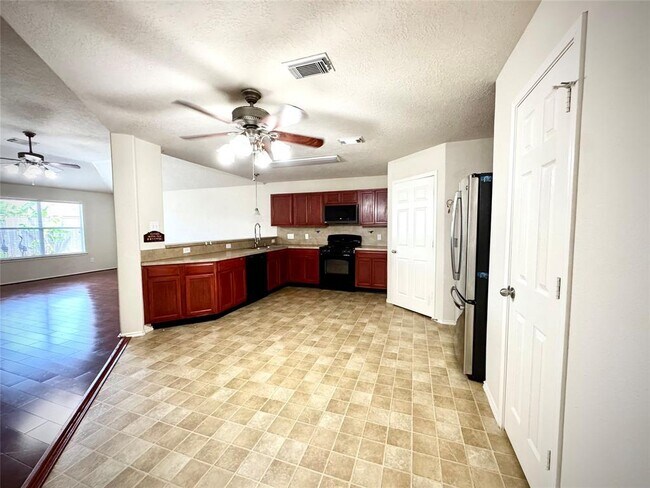 Building Photo - 10723 Ocelot Ln