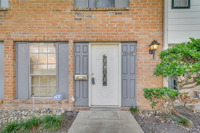 Building Photo - 14228 Misty Meadow Ln