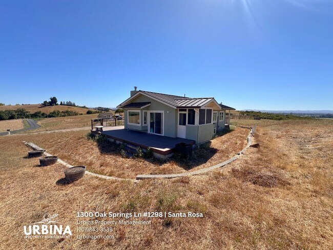 Building Photo - 1300 Oak Springs Ln
