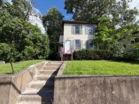 Building Photo - 322 Shuart Ave