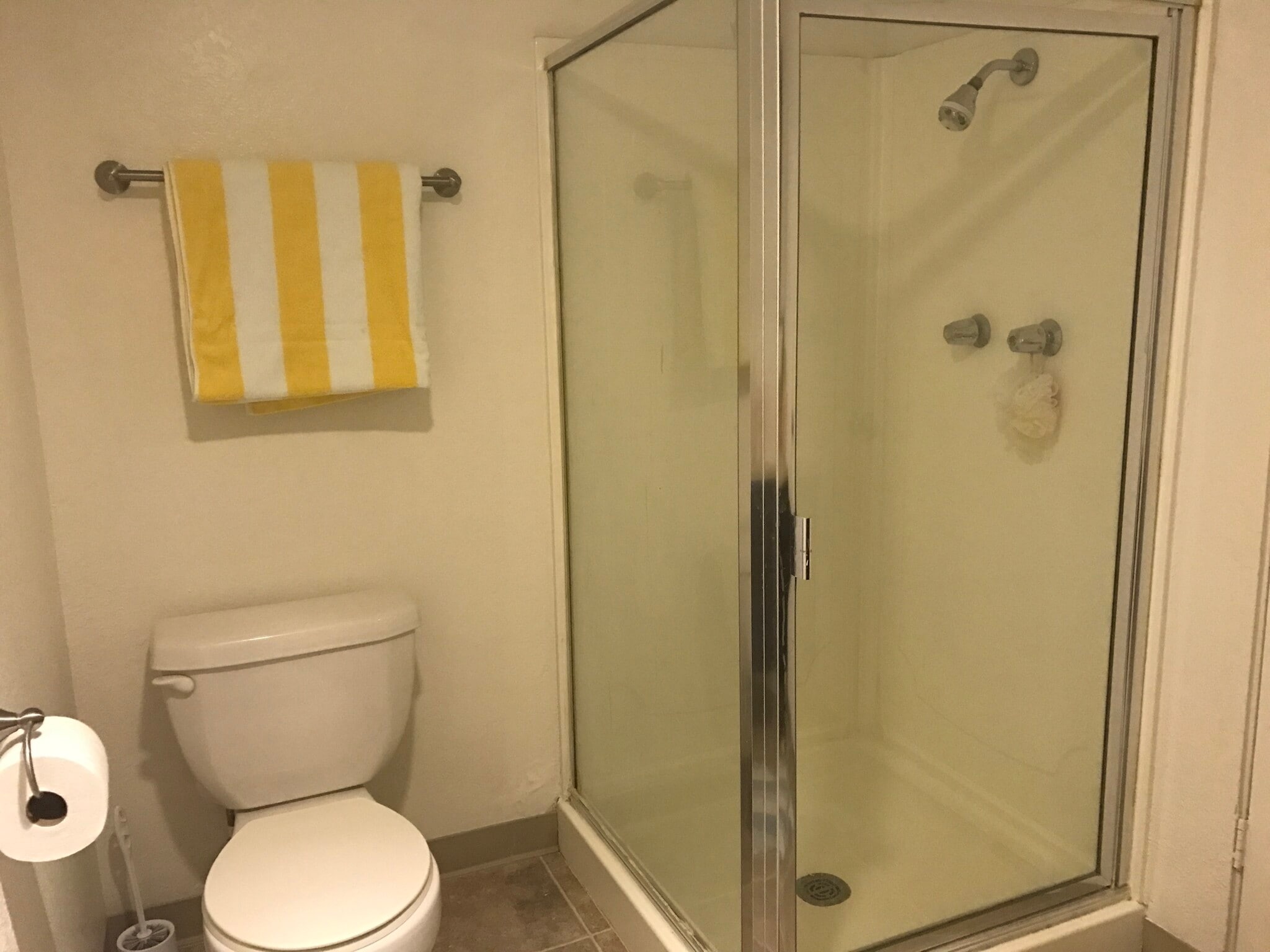 Second full bathroom - 400 N Sunrise Way