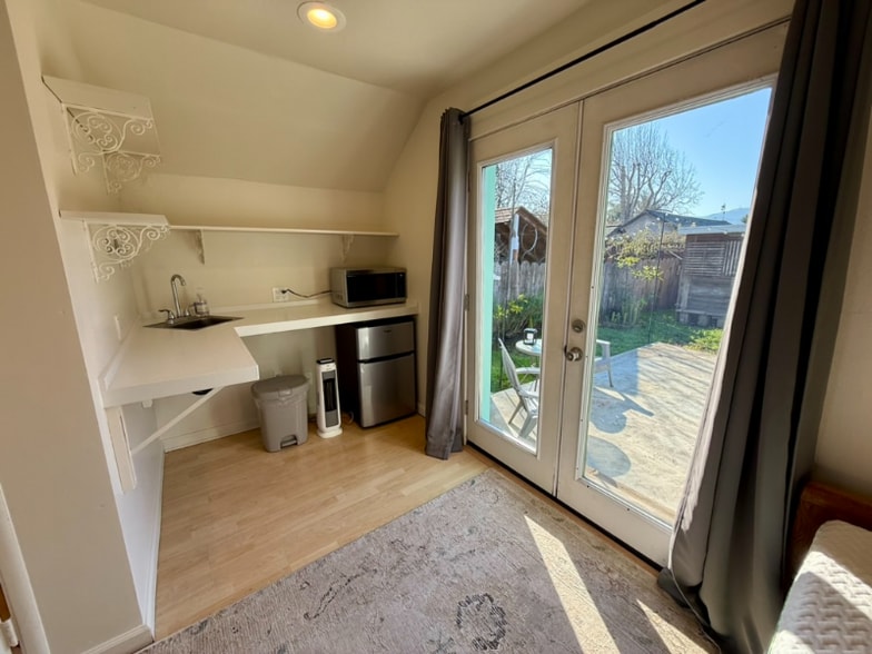 Building Photo - 1877 Virginia Ave