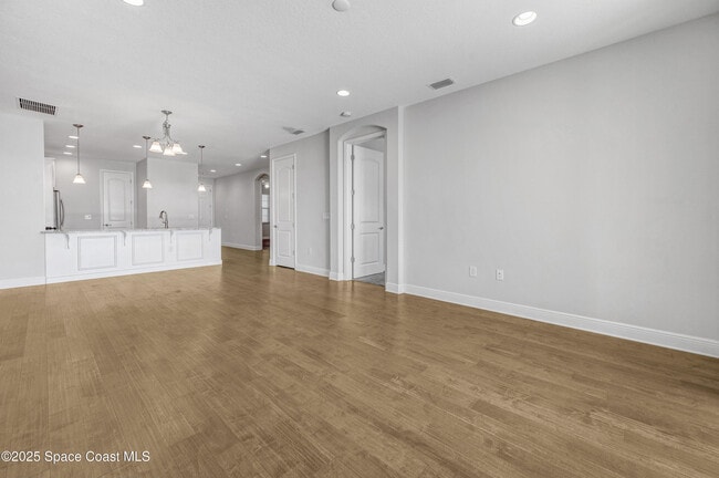 Building Photo - 8313 Loren Cove Dr