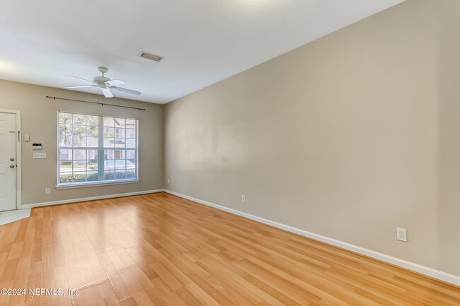 Building Photo - 3532 Lone Tree Ln