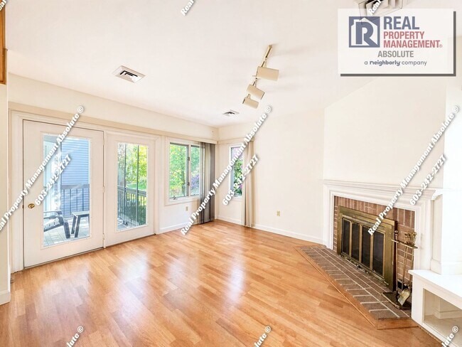 Building Photo - Spacious 2BR/2BA Condo with Garage, Balcony, Pool & Mine Falls Access