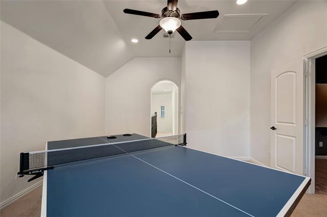 Building Photo - 2850 Sherwood Dr