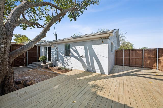 Building Photo - 501 Rogers Way