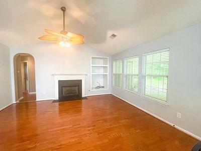 Building Photo - 123 Hawk's Nest Ct