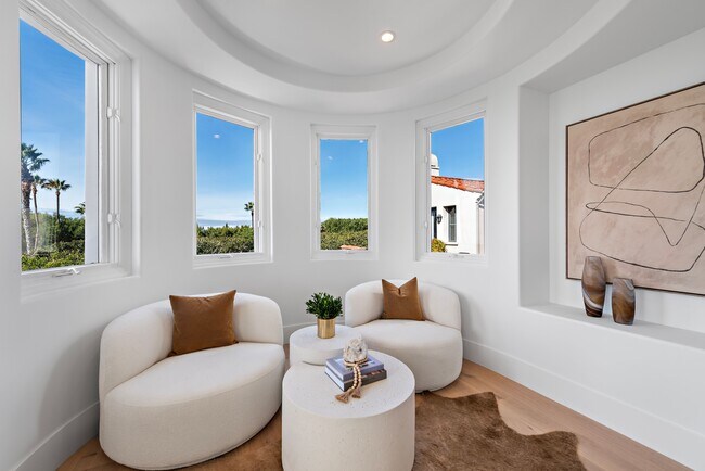 Building Photo - 84 Sidney Bay Dr