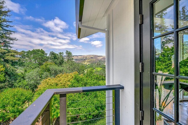 Building Photo - Welcome to Your Luxurious Napa Valley Retr...