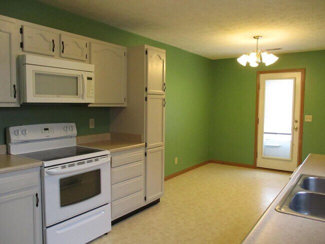 Building Photo - 4022 Homerton St