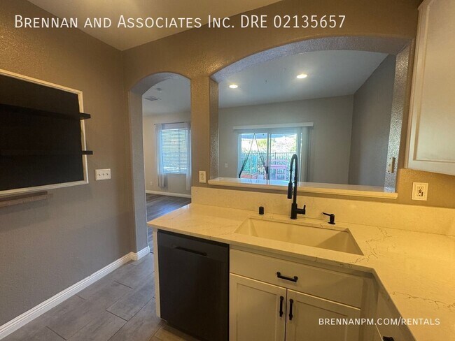 Building Photo - 1165 Latigo Cove