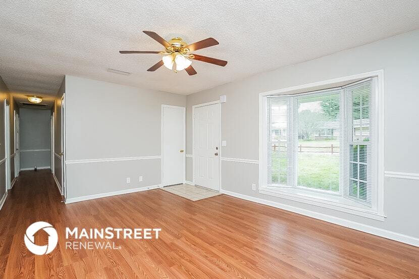 Building Photo - 4336 Central Valley Dr