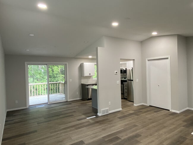 Building Photo - 8553 Baltimore St NE