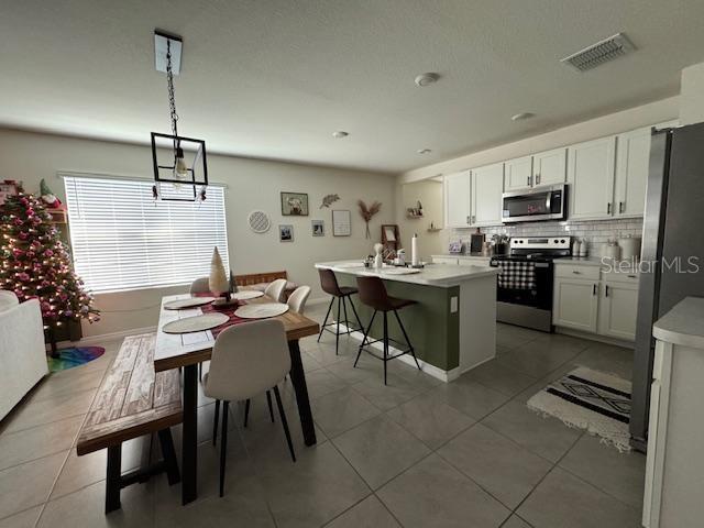 Building Photo - 245 Old Mill Pond Rd