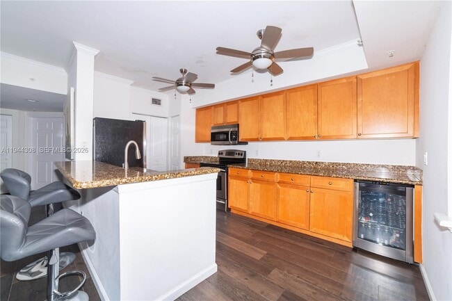 Building Photo - 17150 N Bay Rd