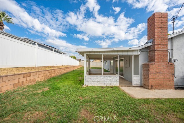 Building Photo - 419 E Payson St