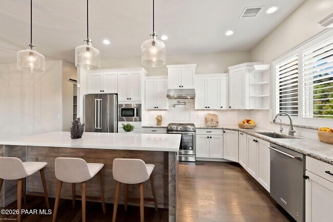 Building Photo - 1476 Sierry Peaks Dr