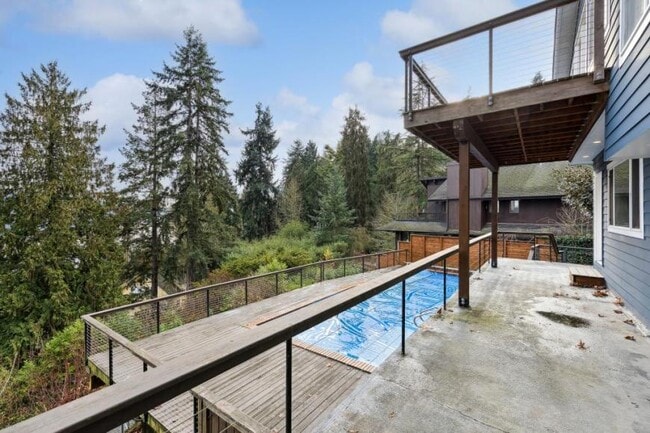 Building Photo - 2 bedroom in Seattle WA 98125