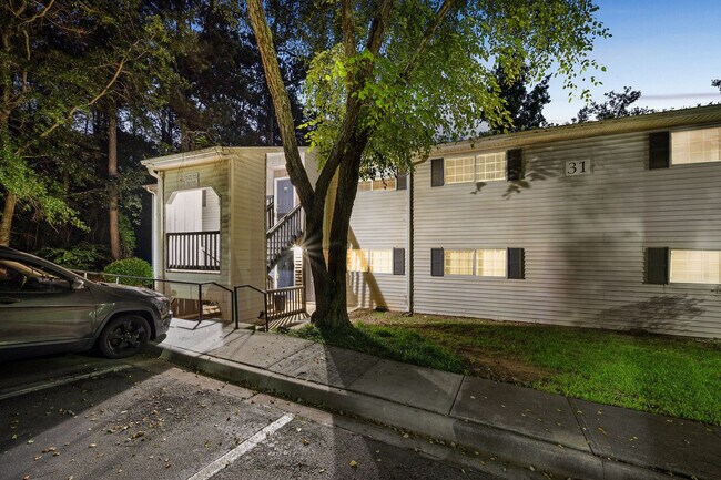 Building Photo - 3135 Kenridge Pkwy