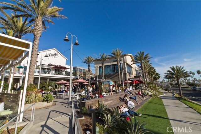 Building Photo - 20981 Coastview Ln