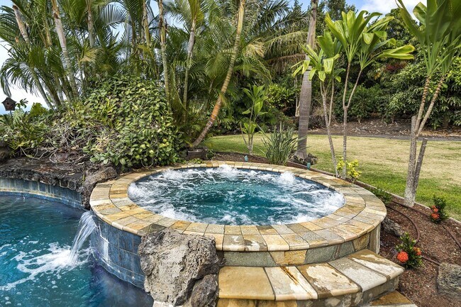 Building Photo - Luxurious Oceanview Getaway w/Private Pool...