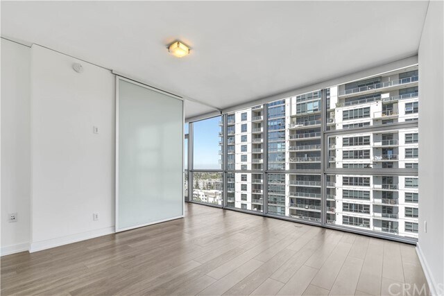 Building Photo - 9 MacArthur Pl