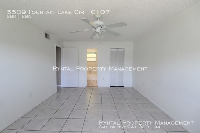 Building Photo - 5509 Fountain Lake Cir