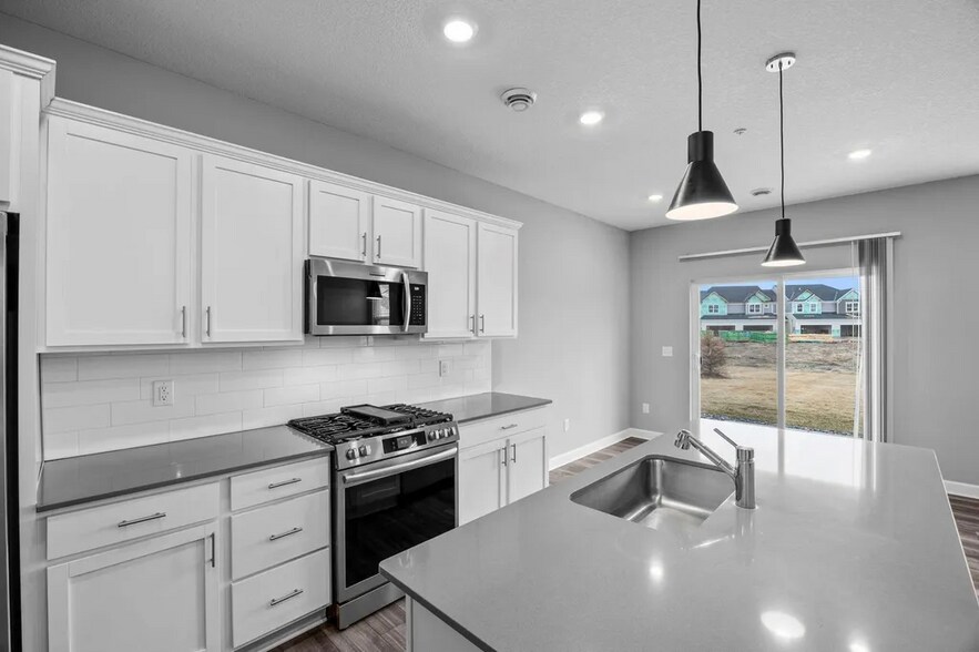 Building Photo - 20065 62nd Pl