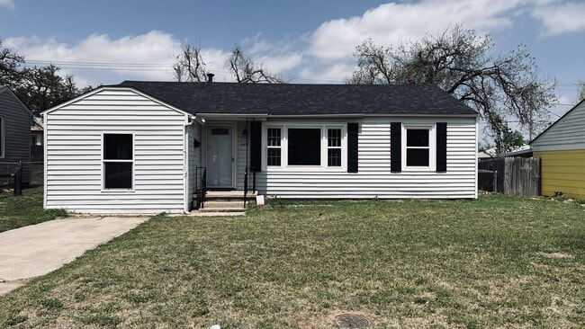 Building Photo - 6605 NW 34th St