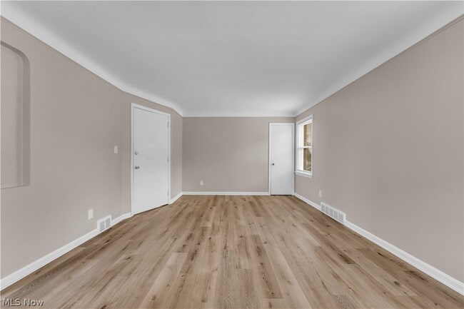 Building Photo - 10008 Edgepark Dr