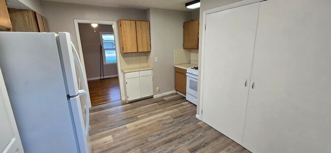 Building Photo - 129 Edgemoor St