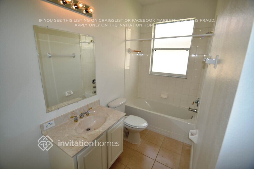Building Photo - 2671 Boat Cove Cir