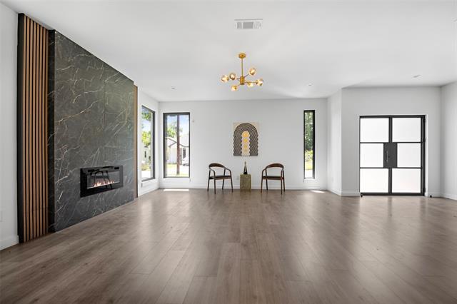 Building Photo - 2535 Exline St