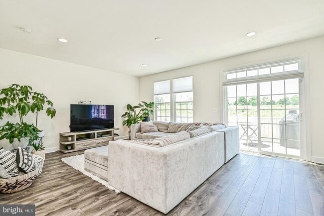 Building Photo - 13821 Litespeed Way