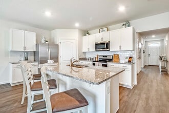 Fox Glen - Fox Glen - Homes for Rent