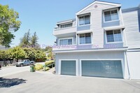 Building Photo - Reduced! (Was $3,060!) Now $2,995! Sunny C...