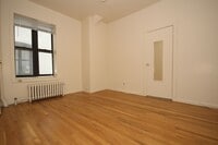 Building Photo - 55 Tiemann Pl
