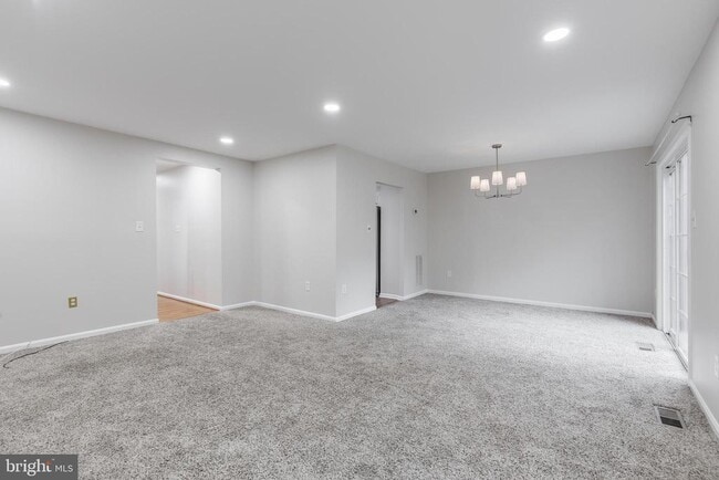 Building Photo - 9911 Finian Ct