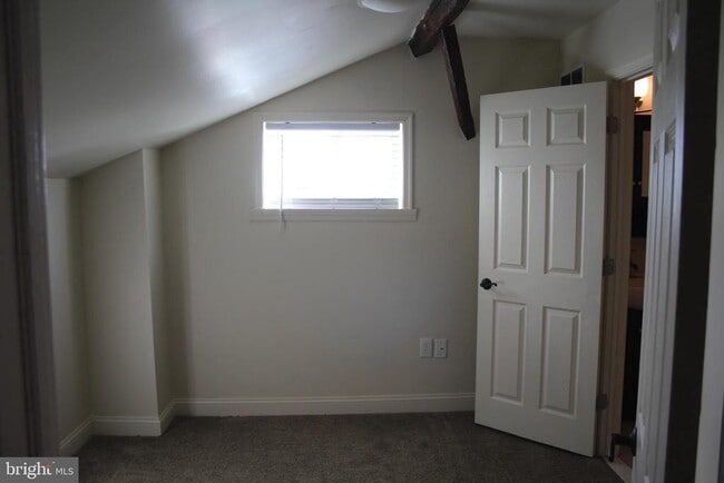 Building Photo - 1152 S Valley Forge Rd