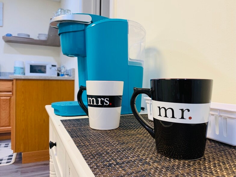 coffee station - 2337 Ashmel Ct SW