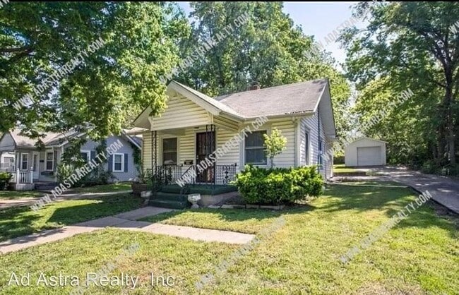 Building Photo - Awesome Location in Waldo-Available NOW!!