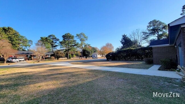 Building Photo - 1209 Sidney Dr