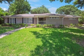 Building Photo - 6441 Linden Ln