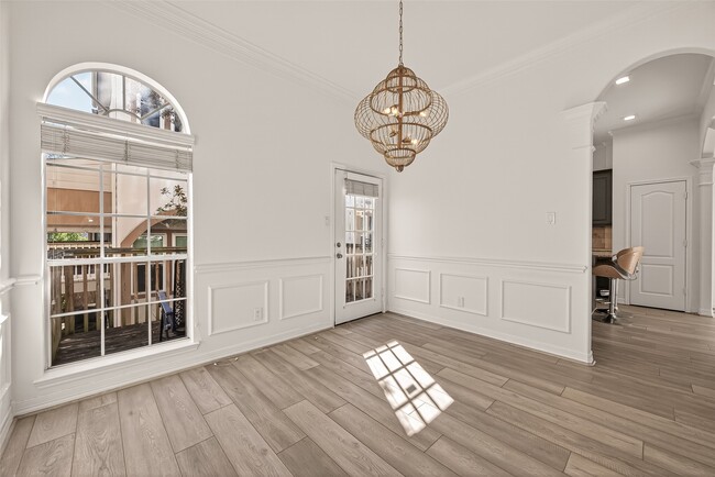 Building Photo - 5217 Blossom St