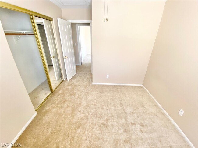 Building Photo - 4678 Carefree Dr