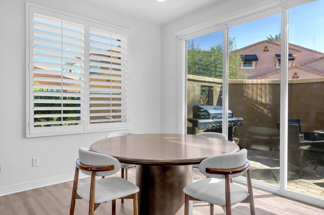 Building Photo - 52233 Rosewood Ln