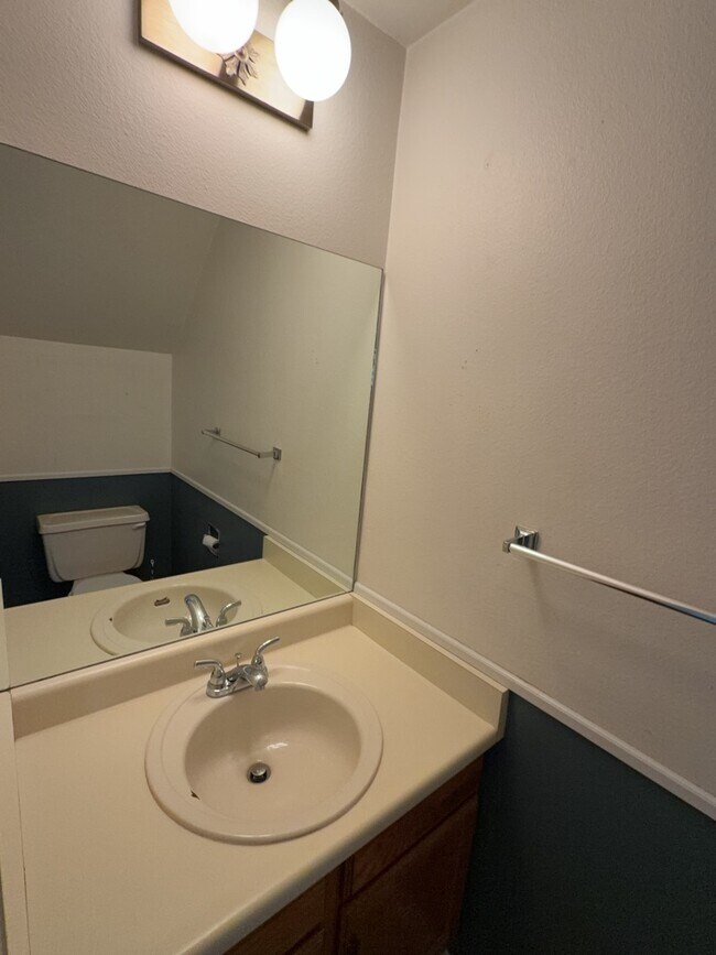 Building Photo - 954 Brant Hollow Ct
