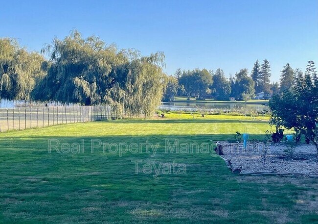 Building Photo - 129 E Wiser Lake Rd