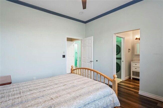 Building Photo - 6131 Central Ave